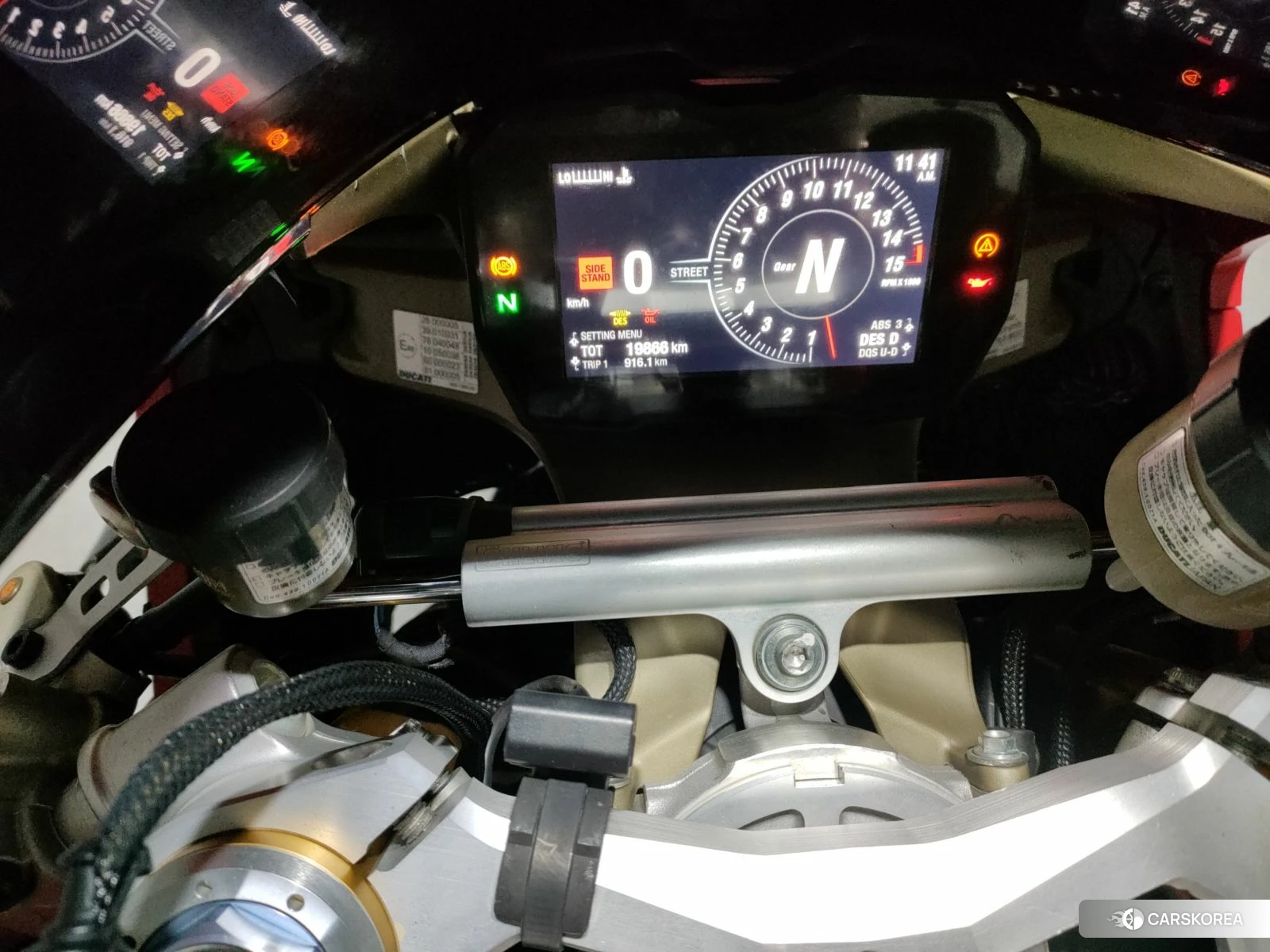 Ducati PANIGALE V4 S id 4229596 из Японии 6
