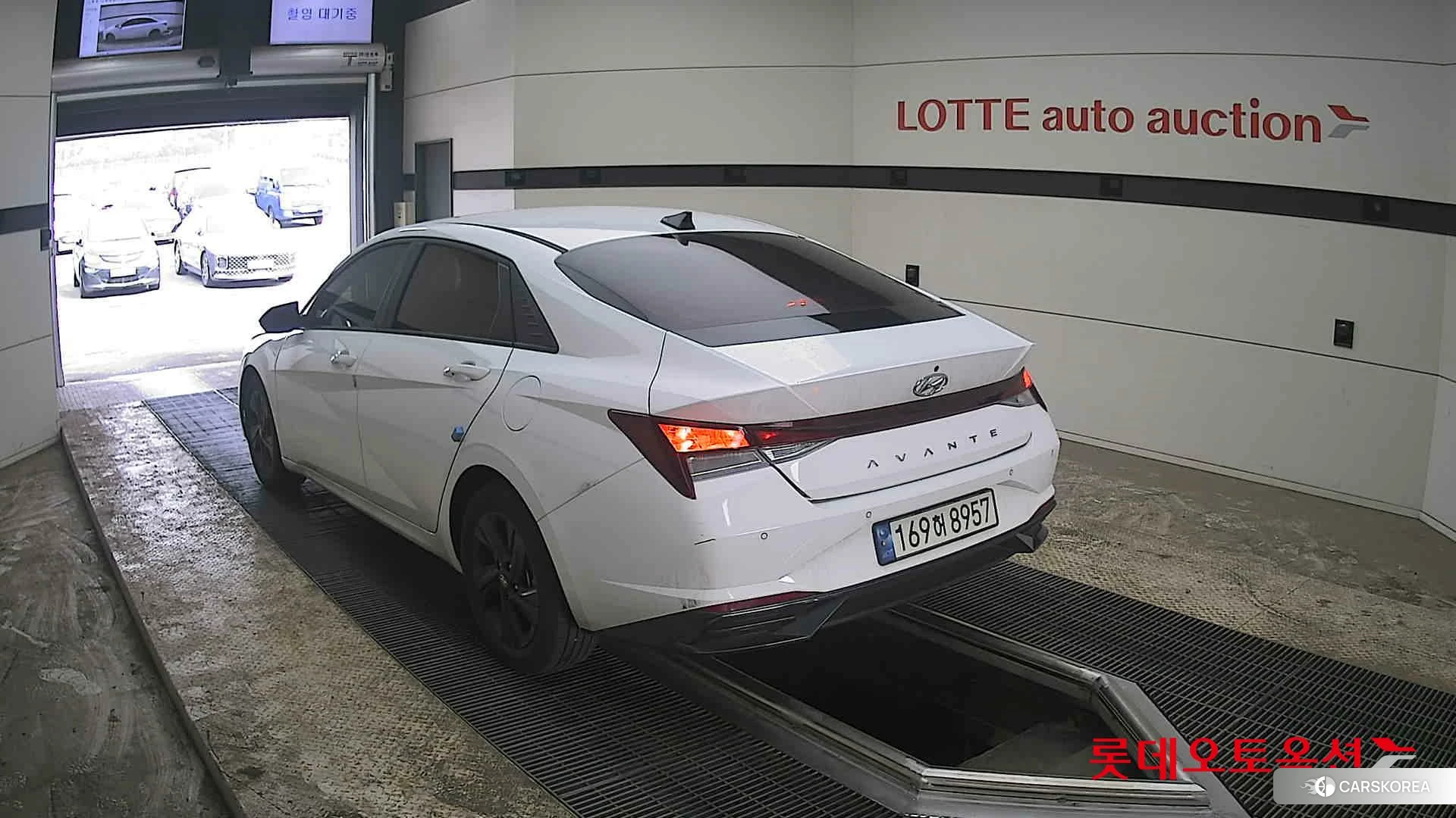 Hyundai Avante id 3888327 из Кореи 33