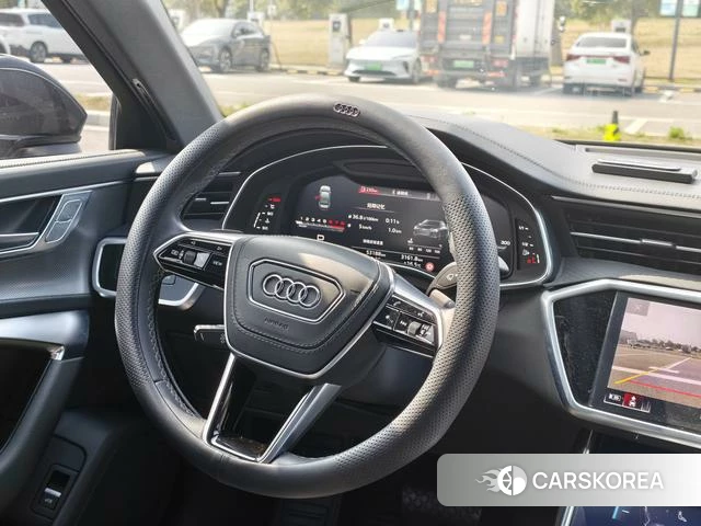 Audi A6L id 4314330 из Китая 12