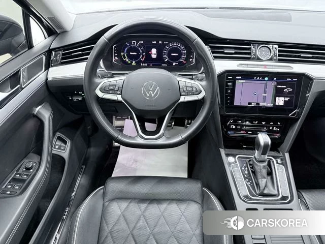 Volkswagen Magotan PHEV id 4365826 из Китая 13