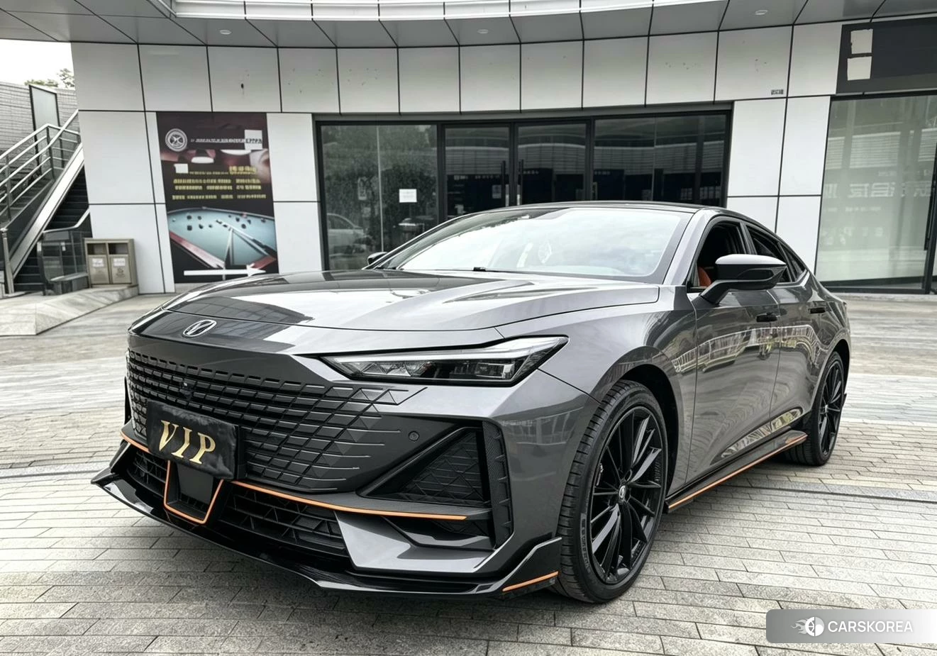 Chang'an UNI-V 2023 Темно-серый из Китая, фото 6