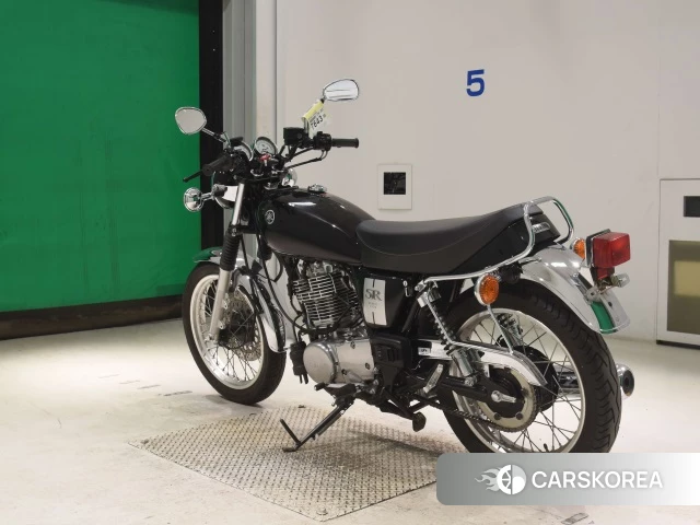 Yamaha SR400 id 4386907 из Японии 6