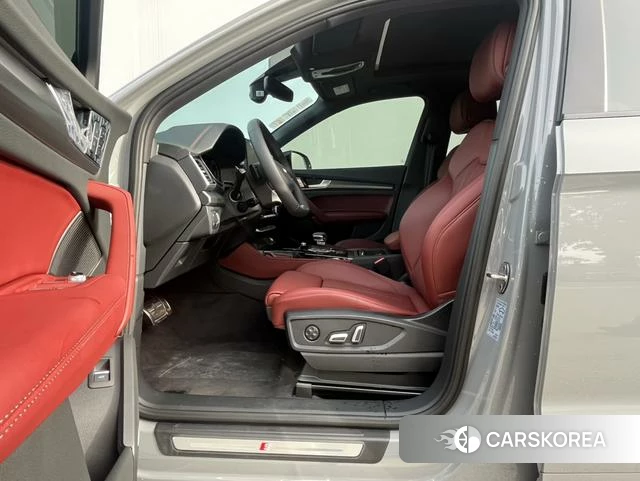 Audi Q5L id 4300421 из Китая 16