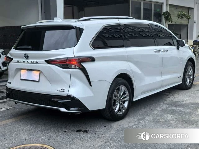 Toyota Saina id 4274595 из Китая 11