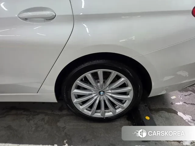 BMW 6 Series GT (G32) id 3759105 из Кореи 16