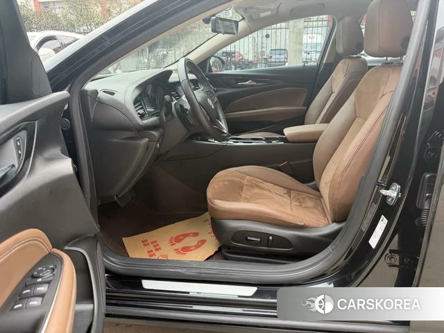 Buick Regal id 3926901 из Китая 14