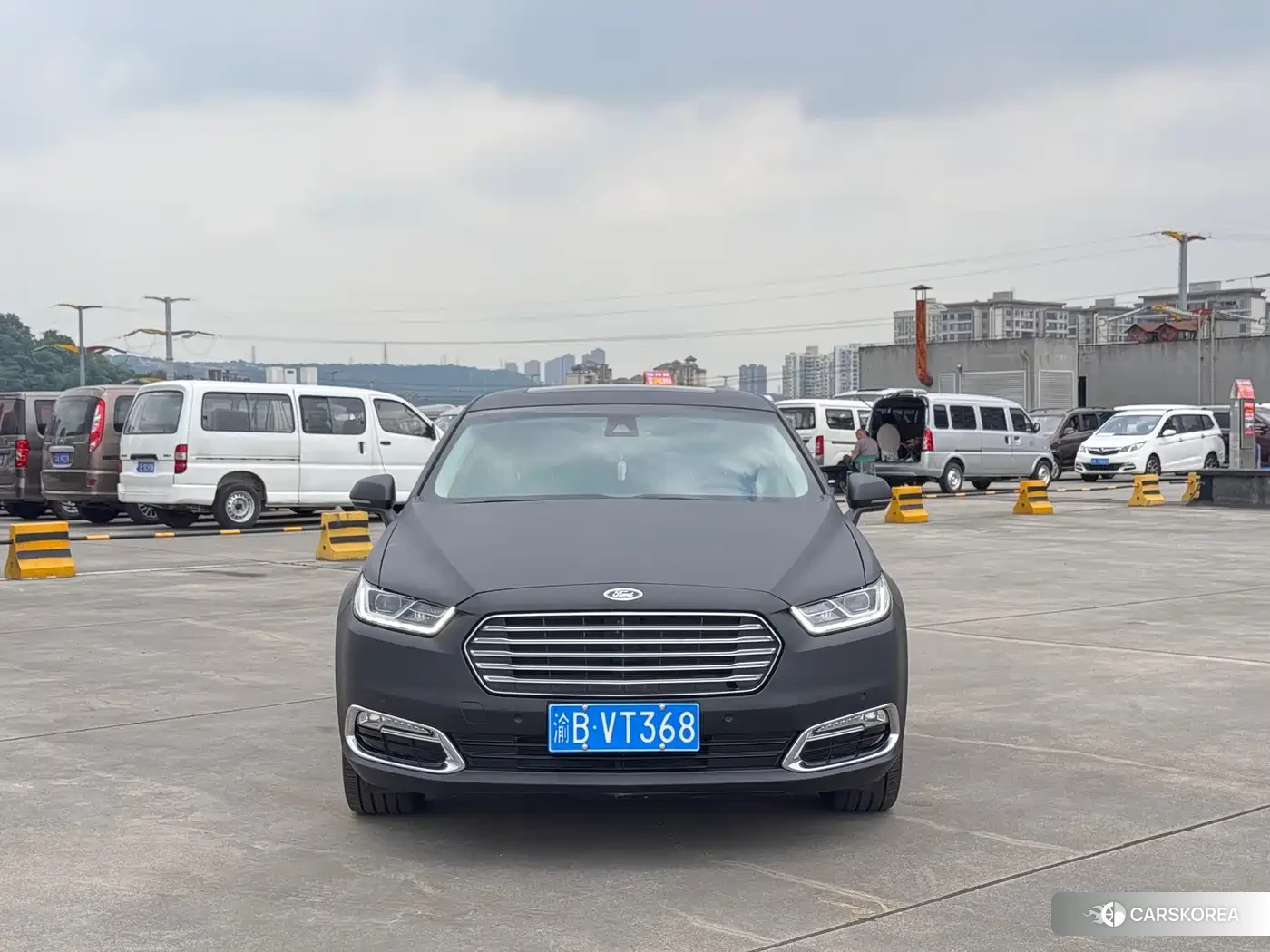 Ford Taurus id 4570801 из Китая 12