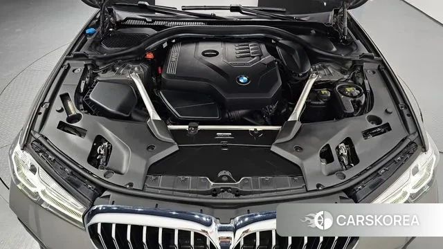 BMW 5 Series (G30) id 3033037 из Кореи 16