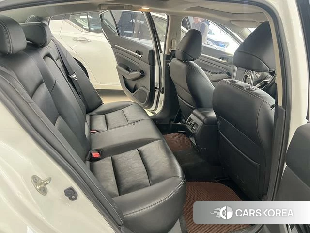 Nissan Teana id 4272396 из Китая 7