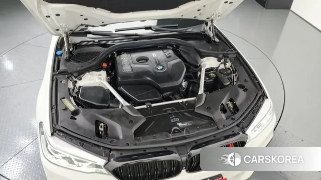 BMW 5 Series (G30) id 3526026 из Кореи 16