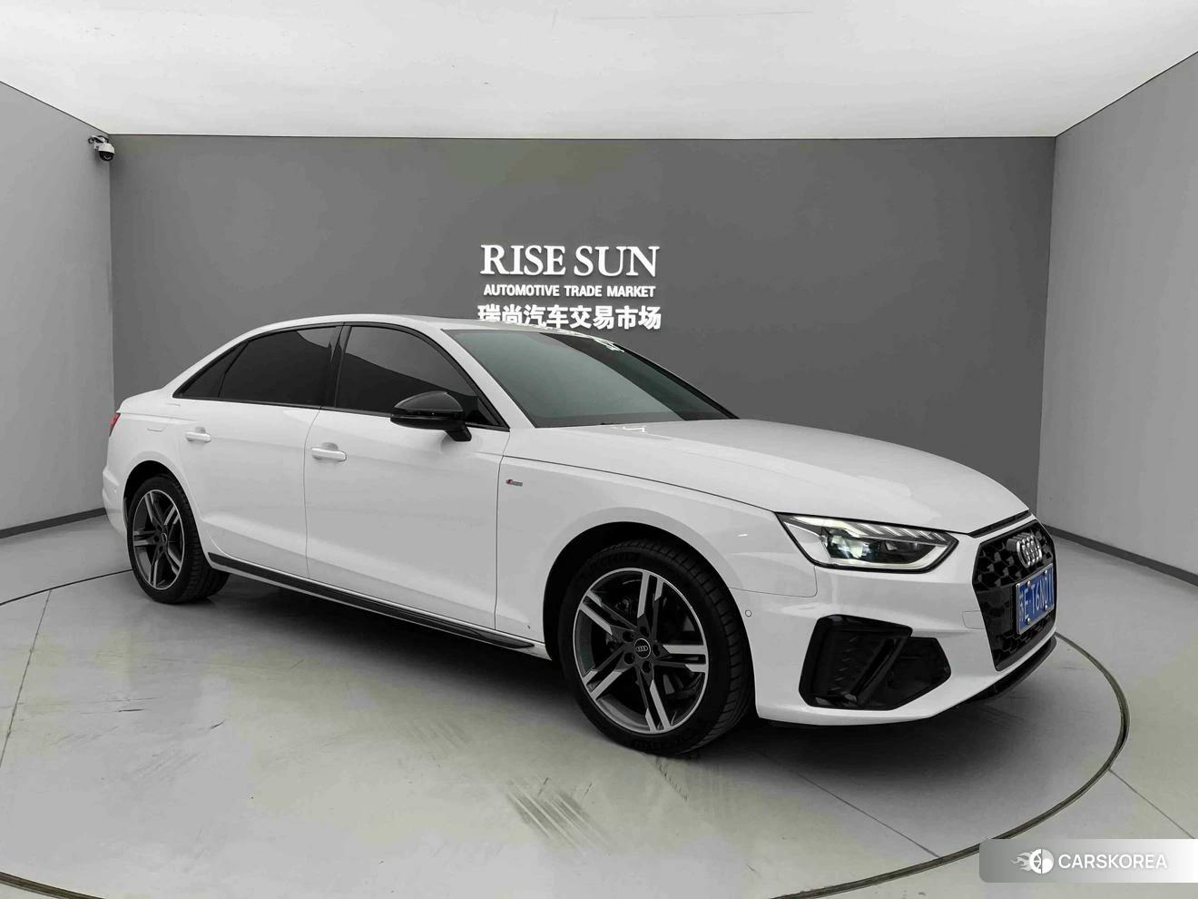 Audi A4L id 4504665 из Китая 26