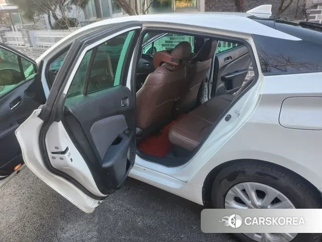 Toyota Prius 4th Generation id 3561919 из Кореи 13