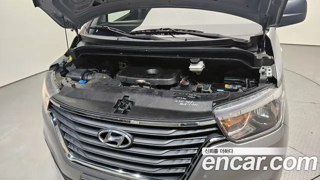 Hyundai The New Grand Starex id 2951133 из Кореи 16