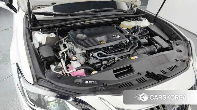 Lexus ES300h 7th generation id 4561549 из Кореи 31