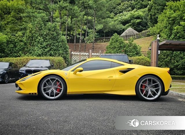 Ferrari F8 Tributo id 4535123 из Кореи 16