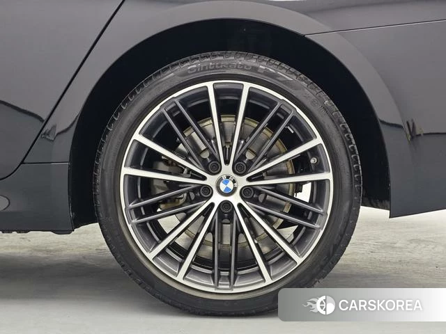 BMW 5 series id 4265804 из Китая 16