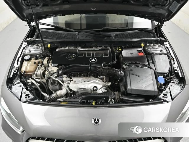 Mercedes-Benz A-Class W177 id 4392646 из Кореи 16