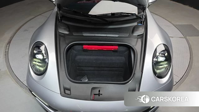 Porsche 911(992) id 4880342 из Кореи 27