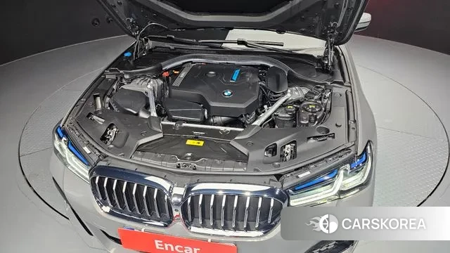 BMW 5 Series (G30) id 3616049 из Кореи 16