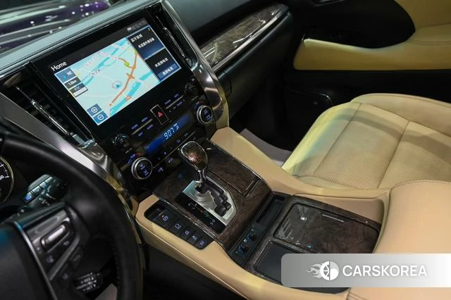 Toyota Elfa id 4290220 из Китая 20