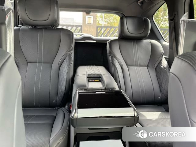 Lexus LX id 4239655 из Китая 19