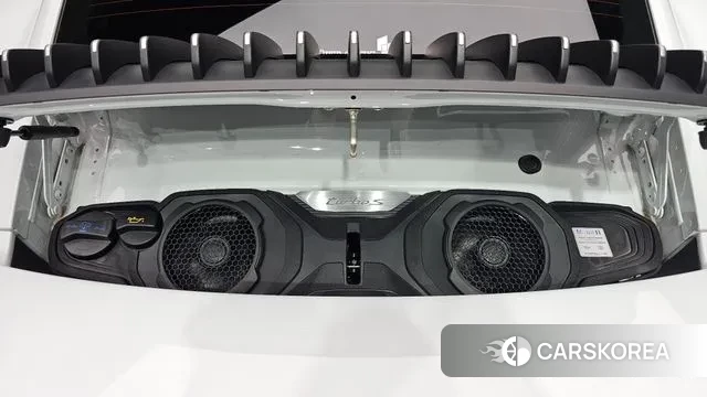 Porsche 911(992) id 3400102 из Кореи 16