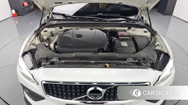 Volvo V60 Cross-Country 2nd Generation id 3362789 из Кореи 16