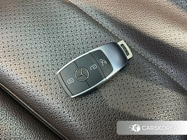 Mercedes-Benz GLC id 4242588 из Китая 16