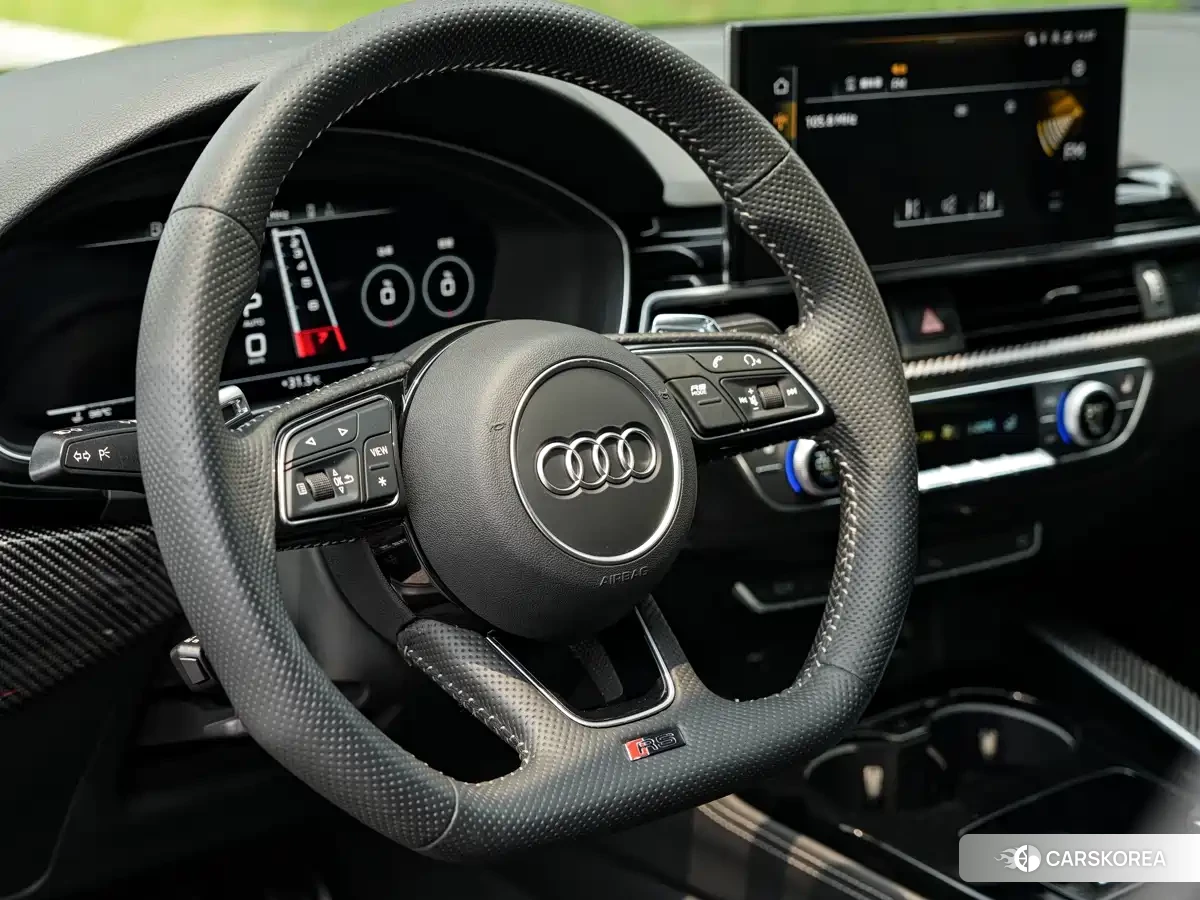 Audi RS 5 id 4600689 из Китая 12