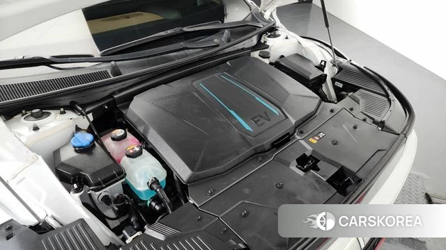 Hyundai Ionic 5 id 3806426 из Кореи 17