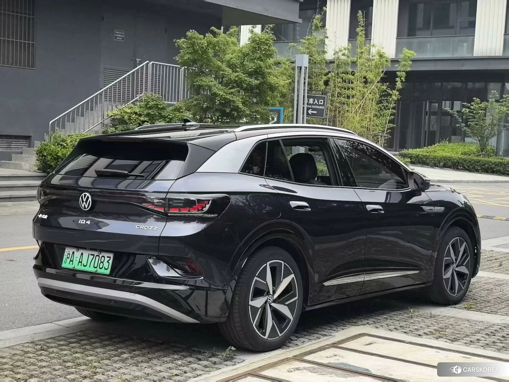 Volkswagen ID.4 X 2022 Темно-серый из Китая, фото 6