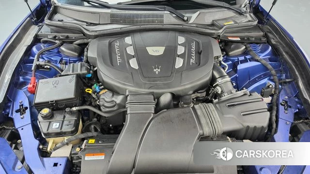 Maserati Ghibli id 4781116 из Кореи 28