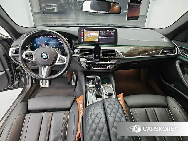 BMW 5 Series (G30) id 4745573 из Кореи 14