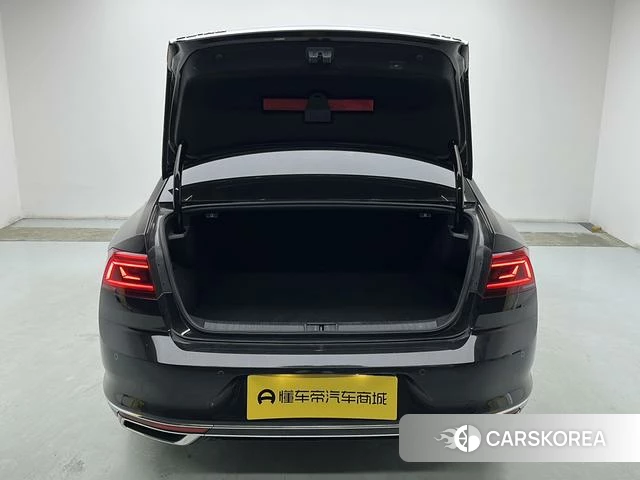 Volkswagen Magotan PHEV id 4307727 из Китая 16