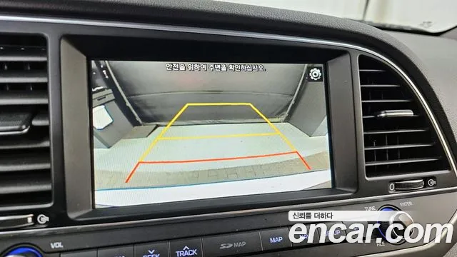 Hyundai Avante AD id 2538499 из Кореи 16