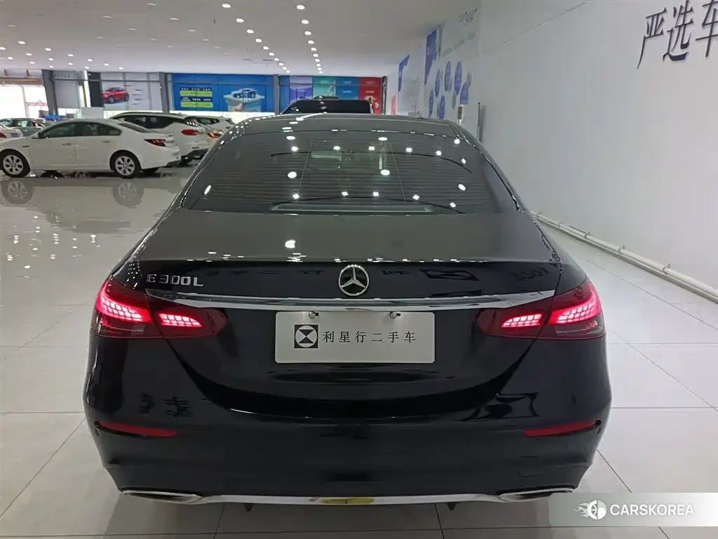 Mercedes-Benz E-Class id 4644616 из Китая 13