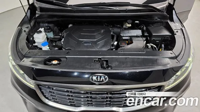 Kia The New Carnival id 2556882 из Кореи 16