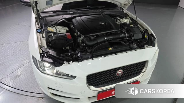 Jaguar XE id 3894050 из Кореи 16