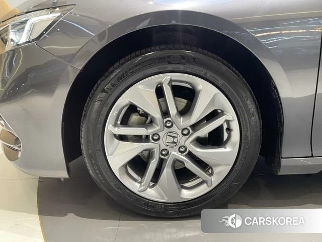 Honda Accord id 4263607 из Китая 17