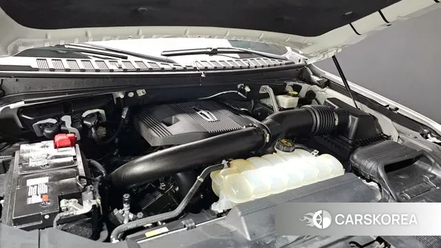 Lincoln Navigator 4th generation id 3555656 из Кореи 16