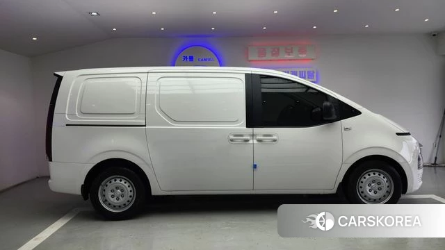Hyundai Staria id 4355713 из Кореи 16
