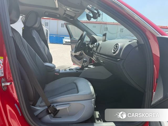 Audi A3 id 4211172 из Китая 9