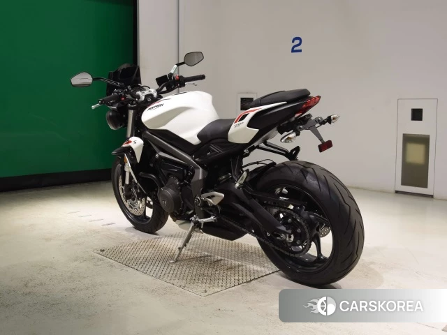 Triumph STREET TRIPLE 765 S id 4347644 из Японии 6