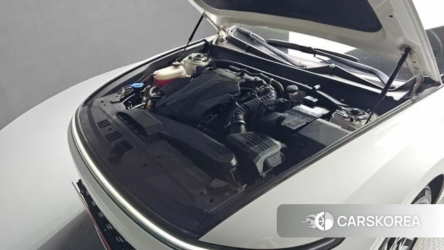 Hyundai Grandeur (GN7) id 3940326 из Кореи 16