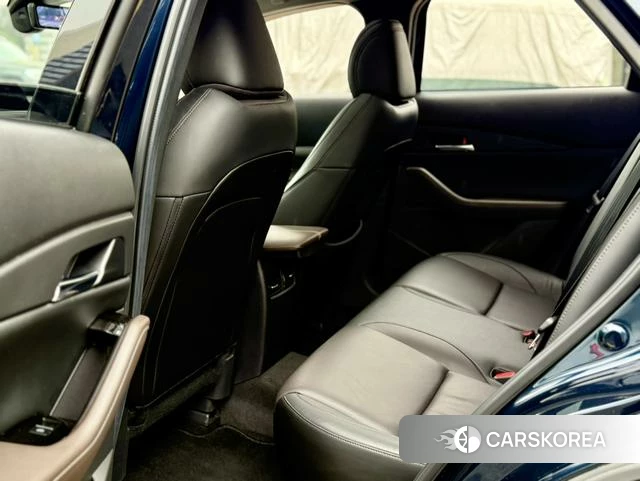 Mazda CX-30 id 4298559 из Китая 17