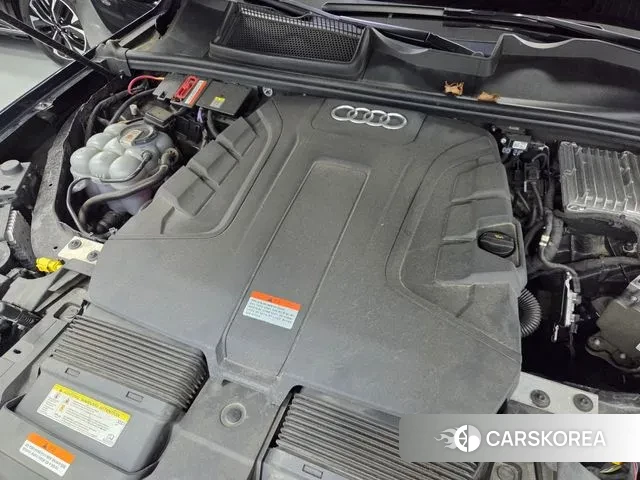 Audi Q7 (4M) id 2969686 из Кореи 16