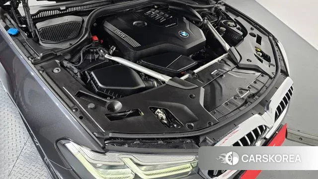 BMW 5 Series (G30) id 3432713 из Кореи 16