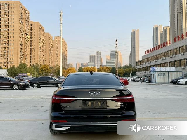 Audi A6L id 4256723 из Китая 13