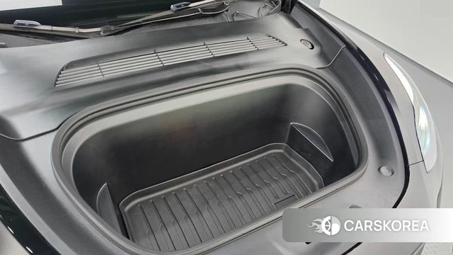 Tesla Model Y id 4686844 из Кореи 32
