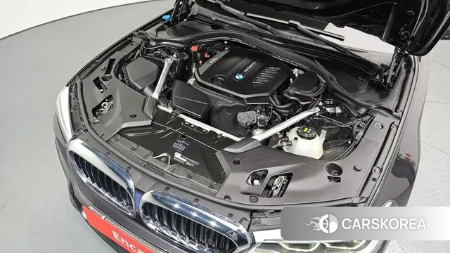 BMW 5 Series (G30) id 3727836 из Кореи 16